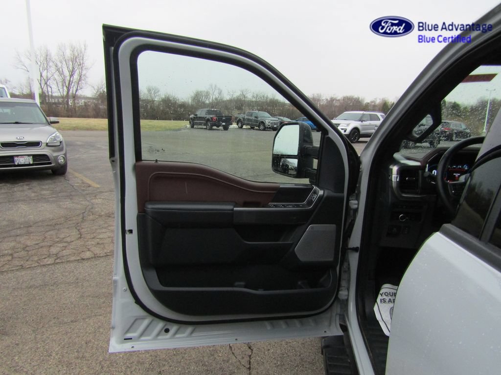Used 2023 Ford F150 Lariat AWD/4WD image 16