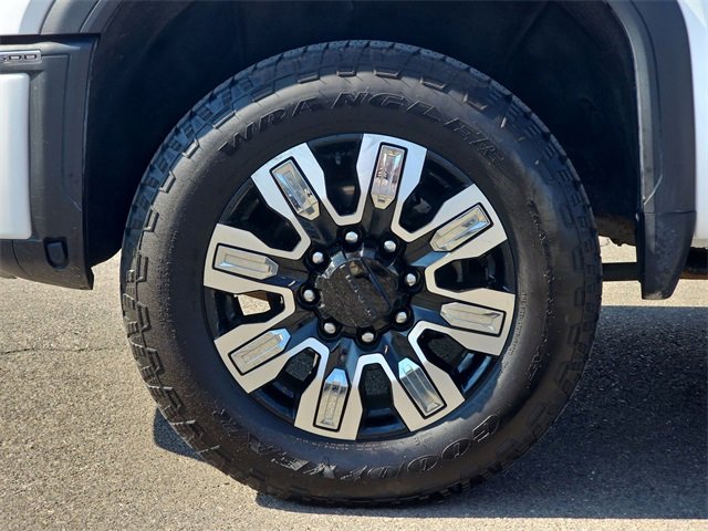 Used 2024 GMC Sierra 3500 Denali w/ Denali Reserve Package image 19