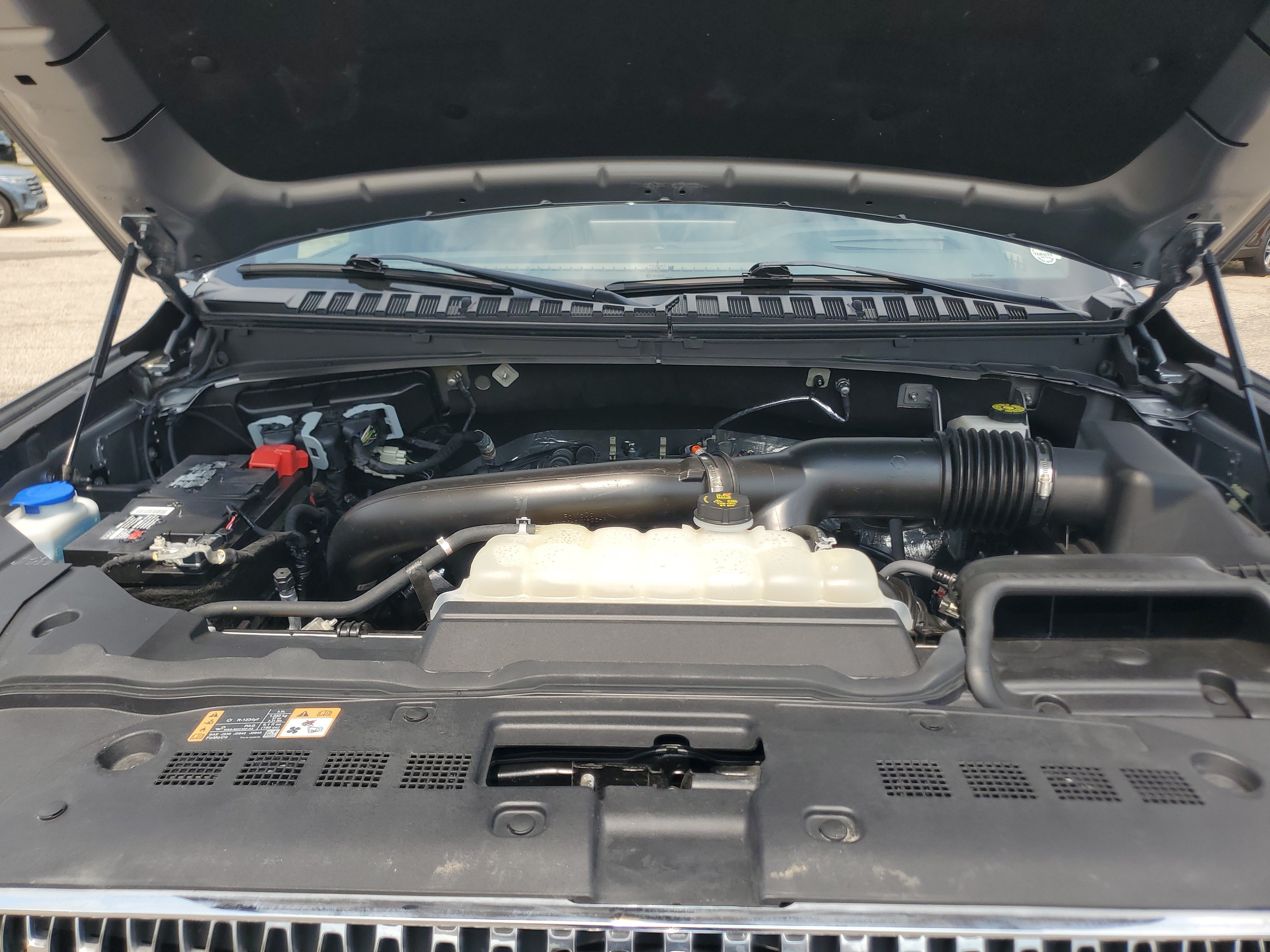 Used 2024 Lincoln Navigator Reserve AWD/4WD image 8