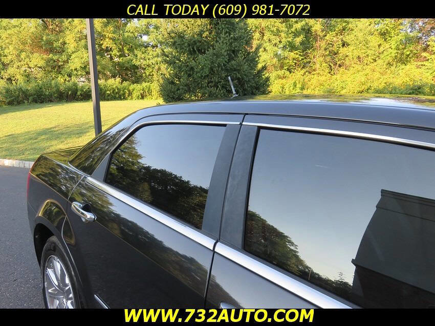 Used 2008 Chrysler 300 C w/ Protection Group II image 24
