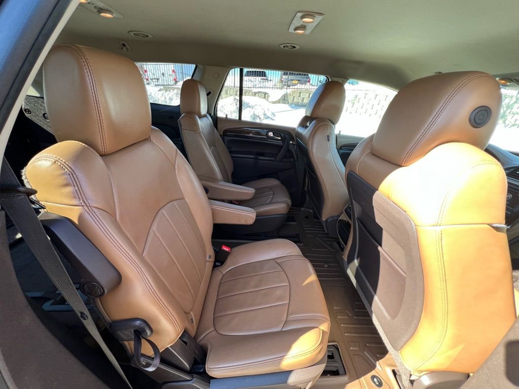 Used 2014 Buick Enclave Premium image 25