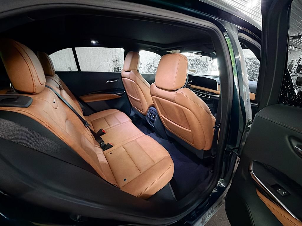 Used 2024 Cadillac XT4 Sport AWD/4WD image 11