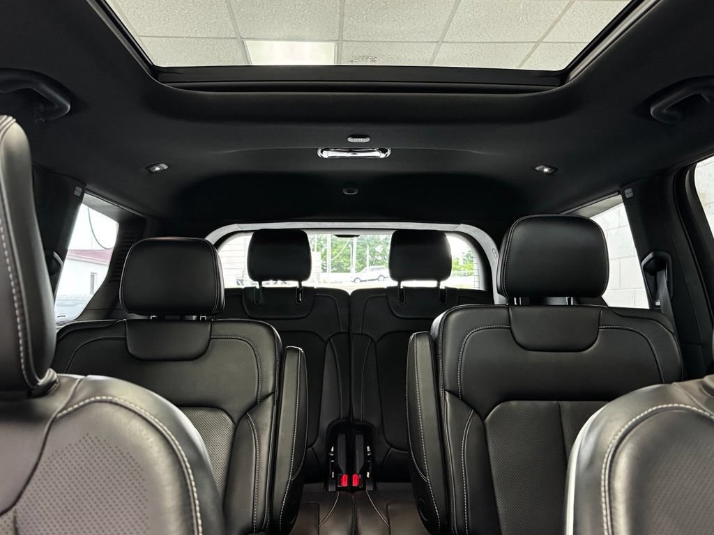 Certified 2021 Jeep Grand Cherokee L Overland w/ Advanced Protech Group III AWD/4WD image 8