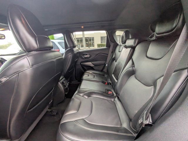 Used 2021 Jeep Cherokee High Altitude image 11