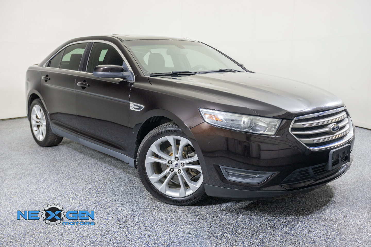 Used 2013 Ford Taurus SEL