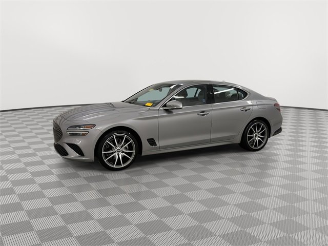 Used 2023 Genesis G70 2.0T image 5