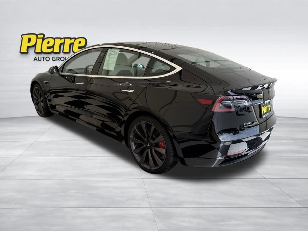 Used 2020 Tesla Model 3 Performance image 2