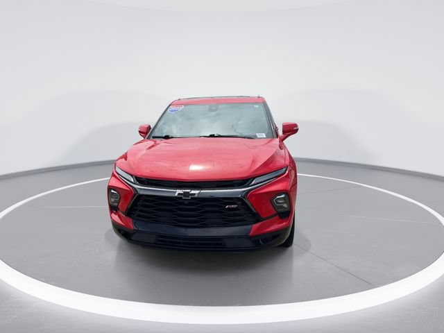 Used 2023 Chevrolet Blazer RS w/ Driver Confidence II Package FWD image 2