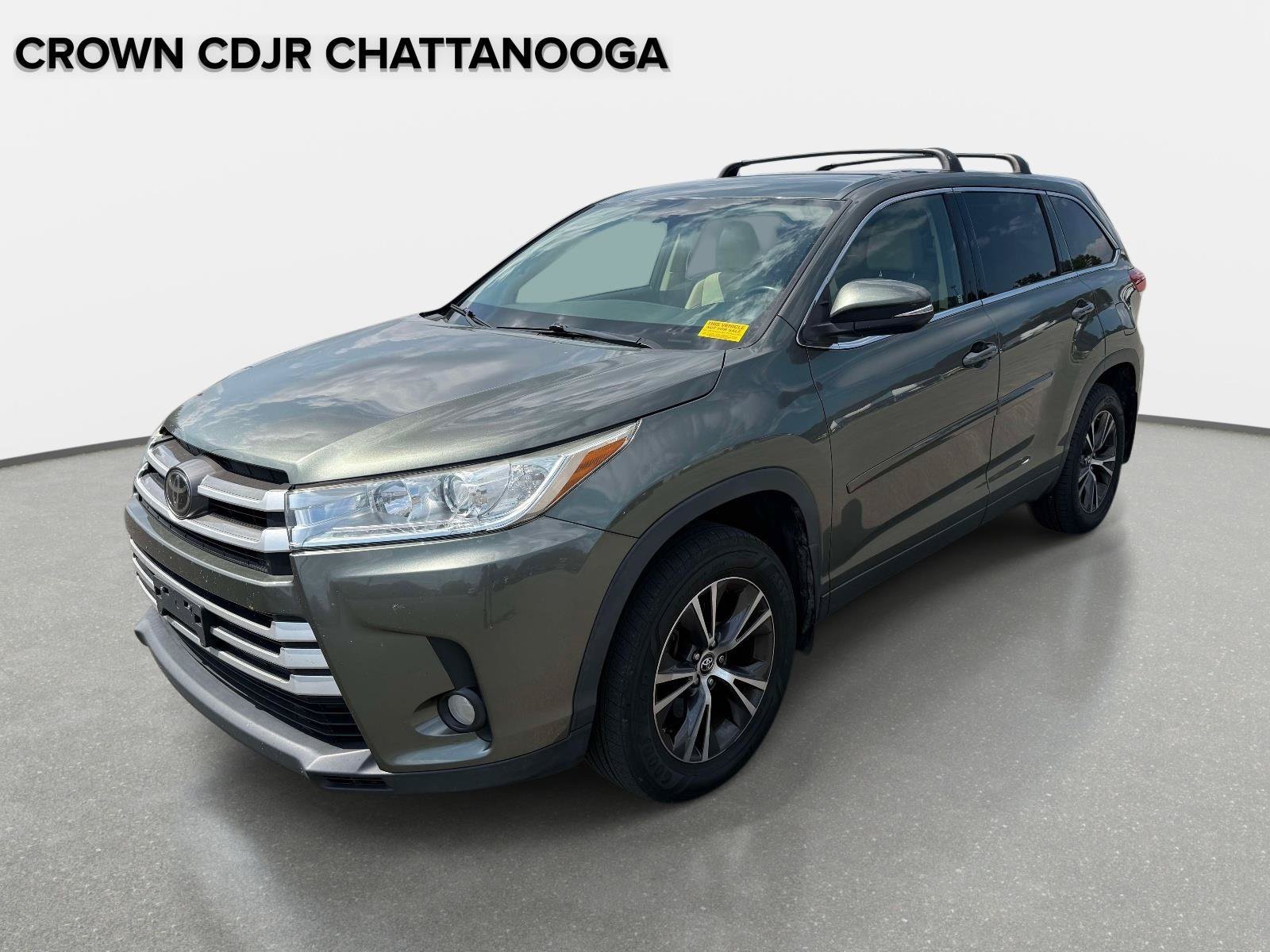 Used 2018 Toyota Highlander Plus w/ Protection Package #3 AWD/4WD image 1