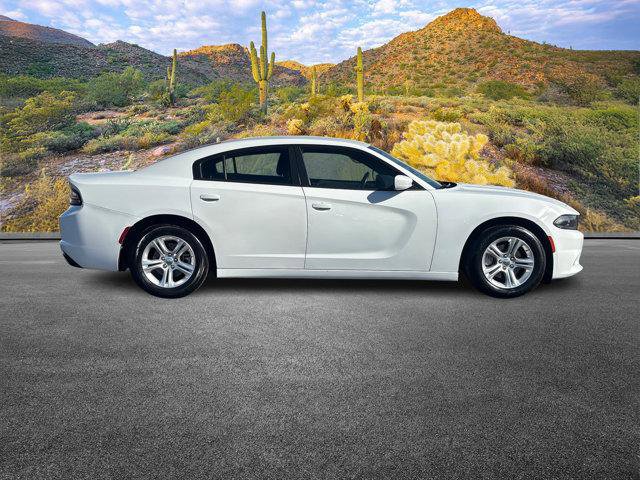 Used 2022 Dodge Charger SXT image 3