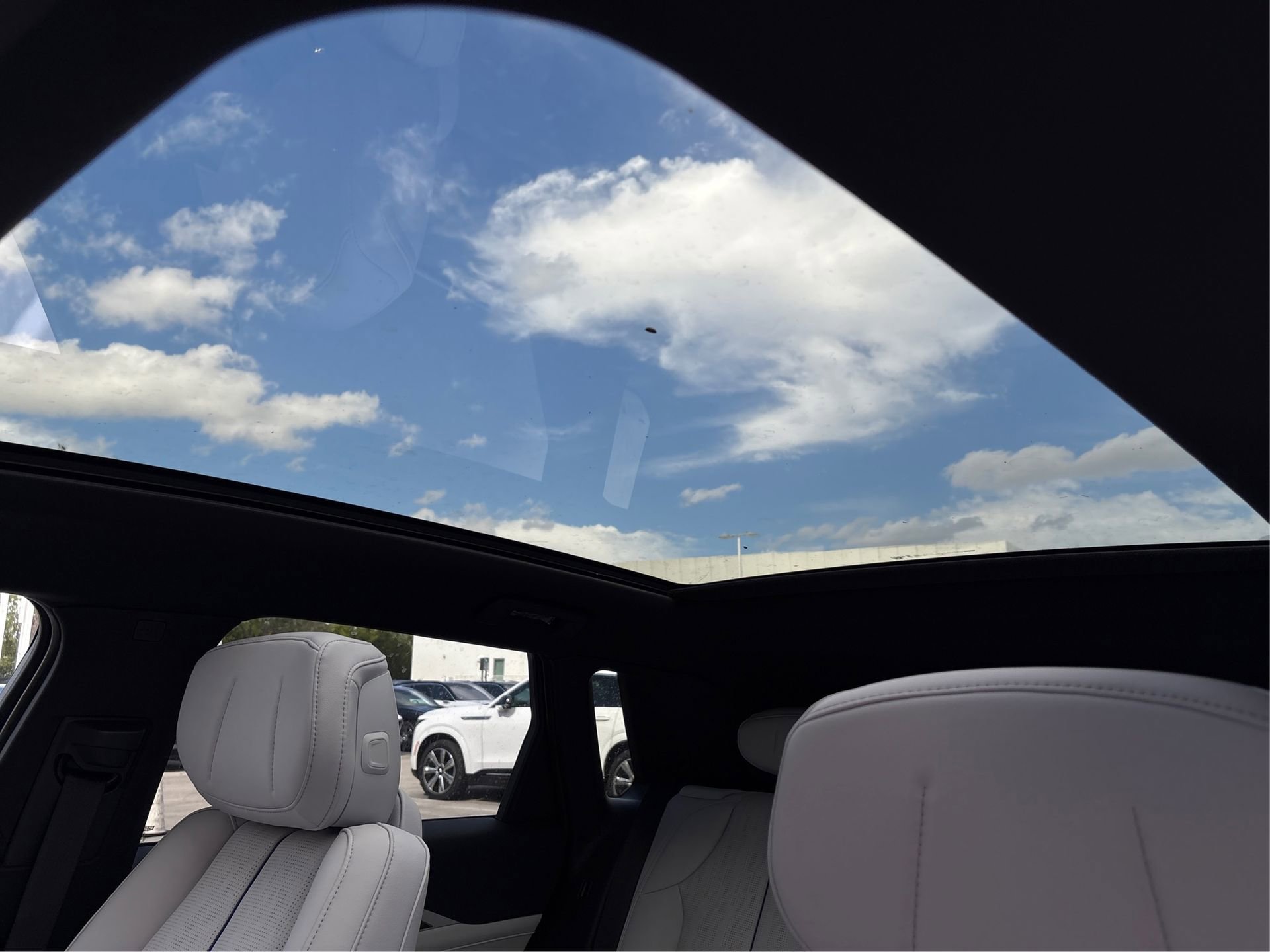 New 2026 Cadillac Lyriq Luxury image 32