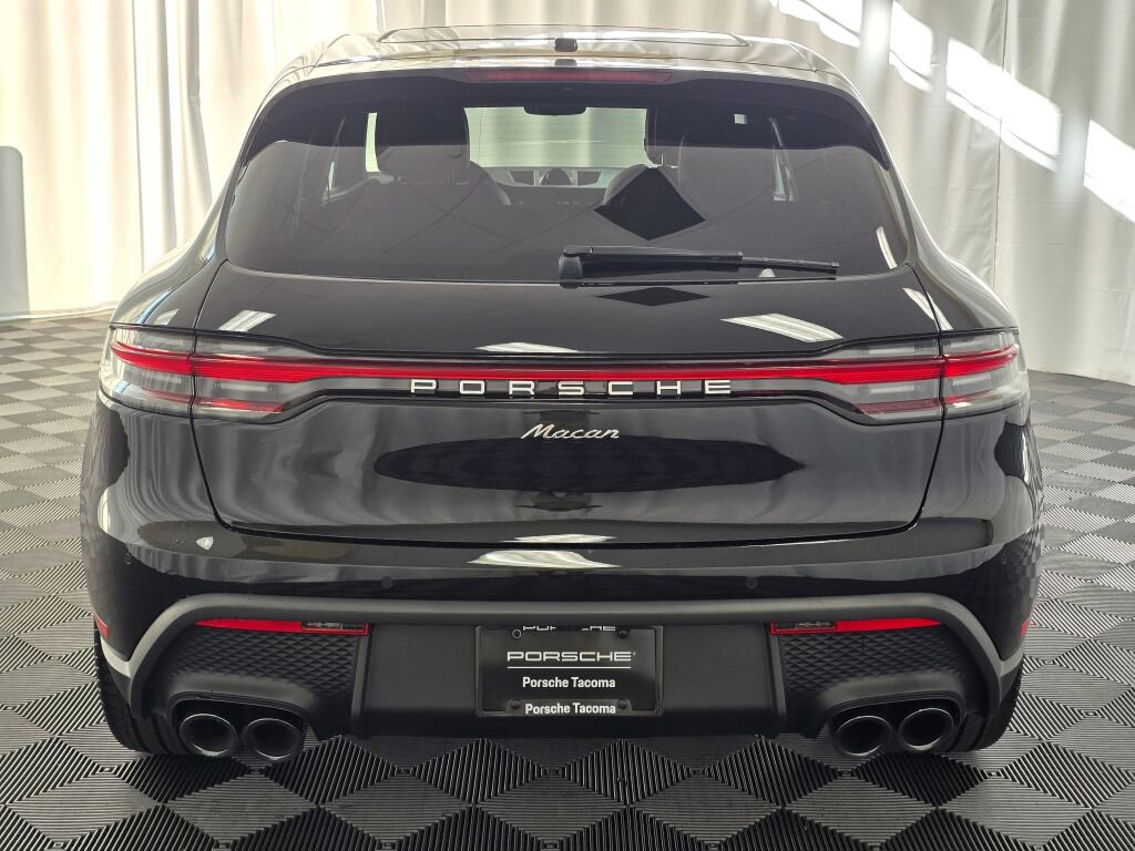 New 2026 Porsche Macan image 6
