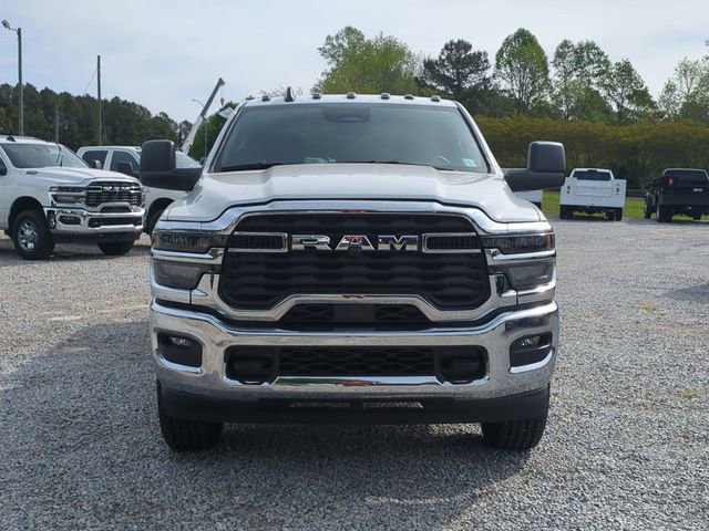 New 2025 RAM 2500 Tradesman w/ Chrome Appearance Group AWD/4WD image 8