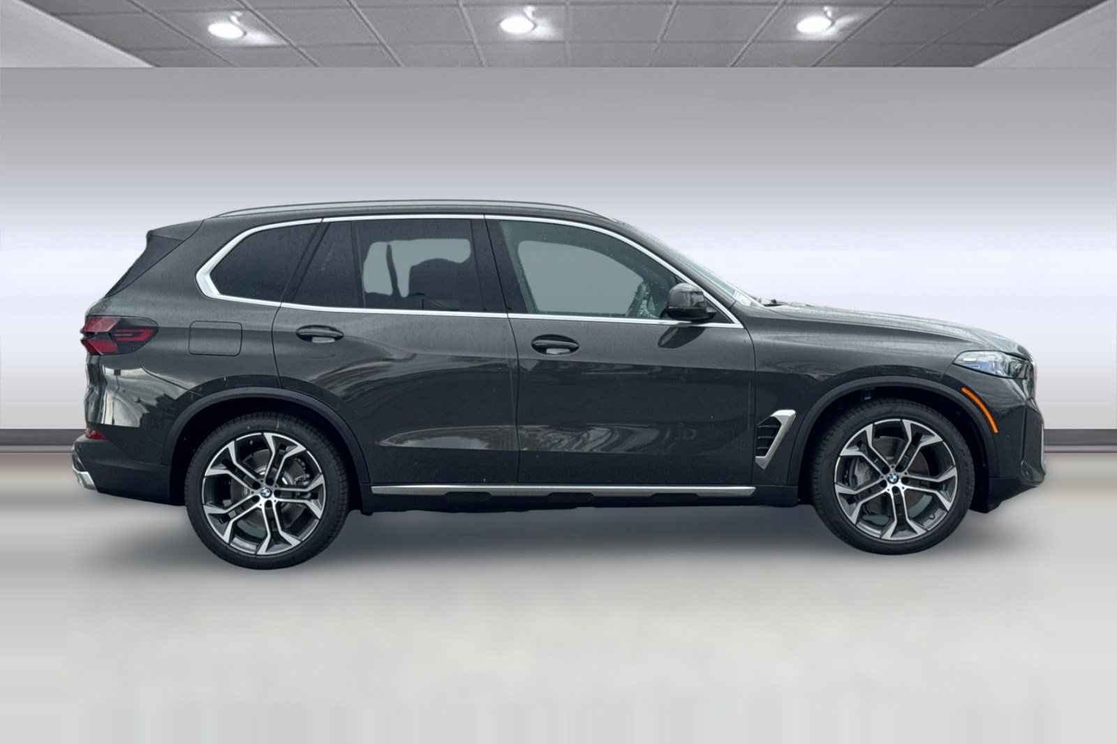 New 2026 BMW X5 xDrive50e AWD/4WD image 7