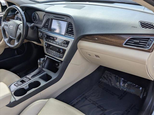 Used 2016 Hyundai Sonata Limited w/ Option Group 02 image 22