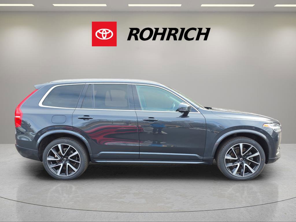 Used 2021 Volvo XC90 T6 Momentum w/ Climate Package image 6