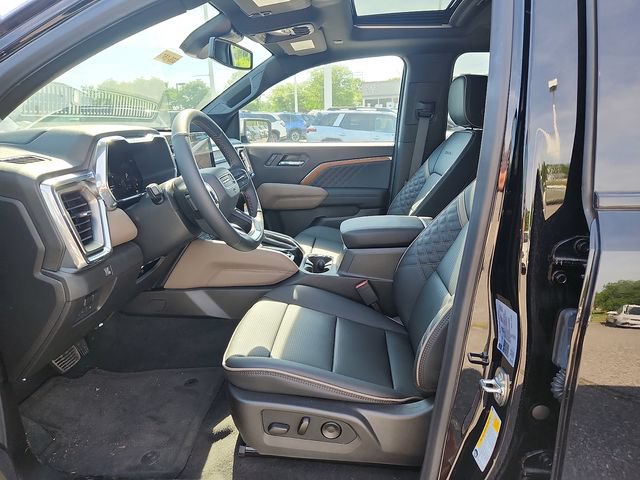 New 2026 GMC Canyon Denali AWD/4WD image 9