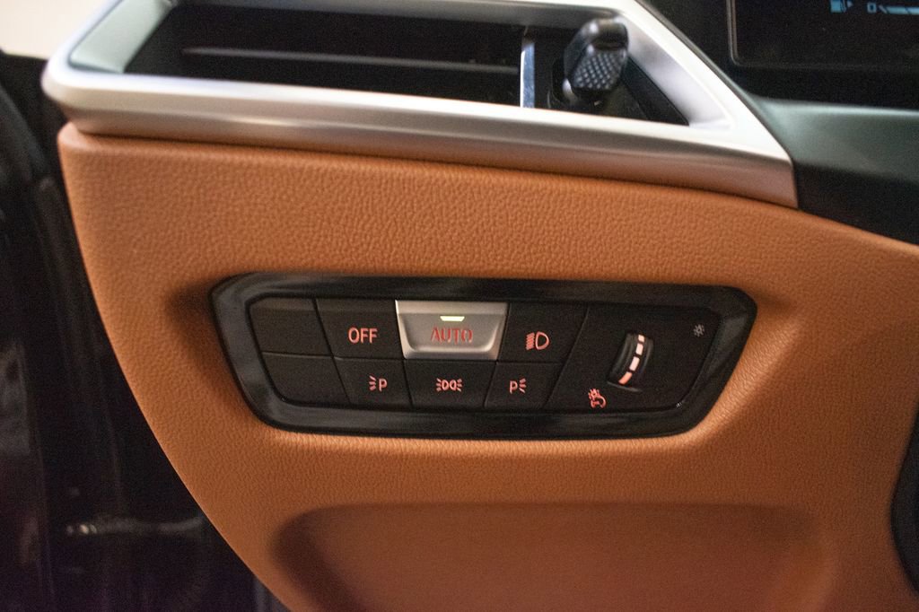 Certified 2026 BMW 440i xDrive Coupe w/ Parking Assistance Package image 19