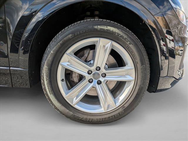 Used 2019 Audi Q8 Premium w/ Convenience Package image 25