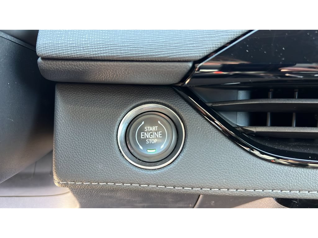 Certified 2025 Buick Enclave Preferred AWD/4WD image 21