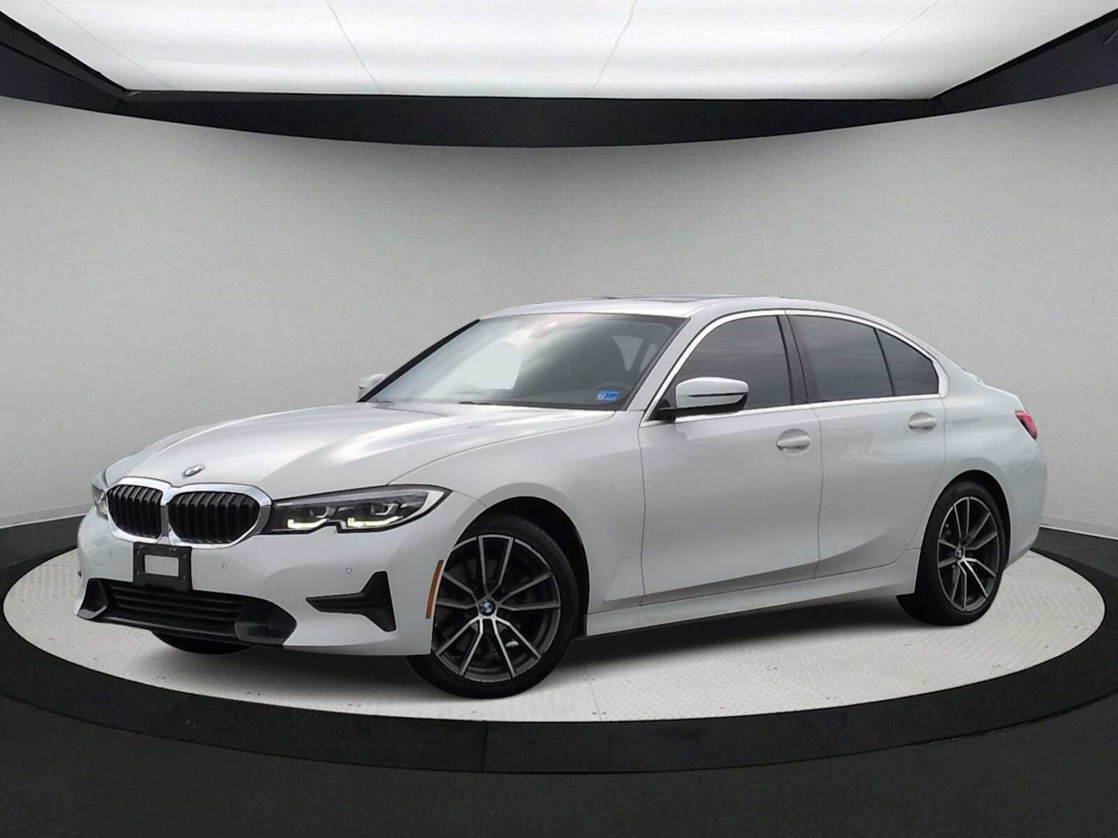 Used 2019 BMW 330i Sedan w/ Convenience Package RWD image 1