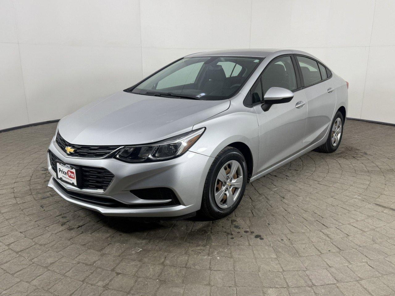 Used 2017 Chevrolet Cruze LS image 3