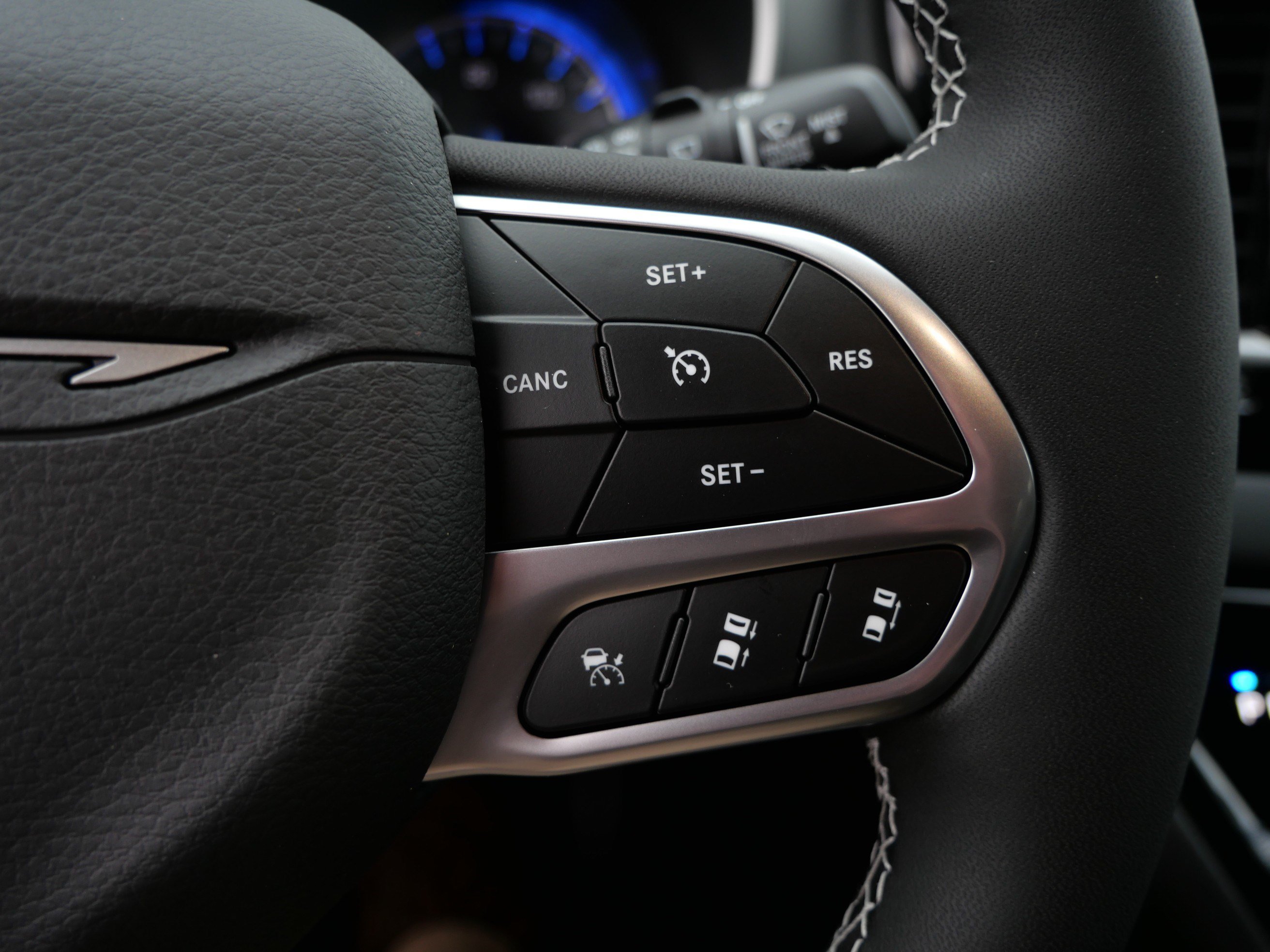 New 2027 Chrysler Pacifica LX FWD image 8