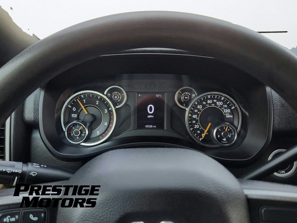 Used 2021 RAM 3500 Tradesman w/ Chrome Appearance Group RWD image 11