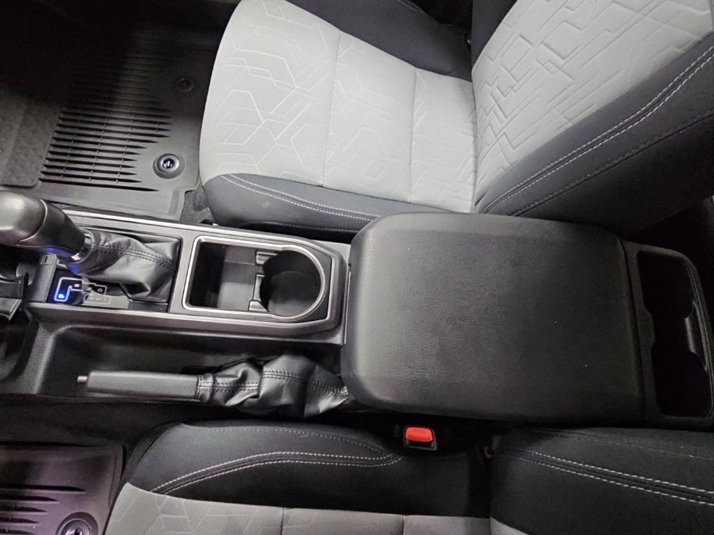 Used 2023 Toyota Tacoma TRD Off-Road AWD/4WD image 21