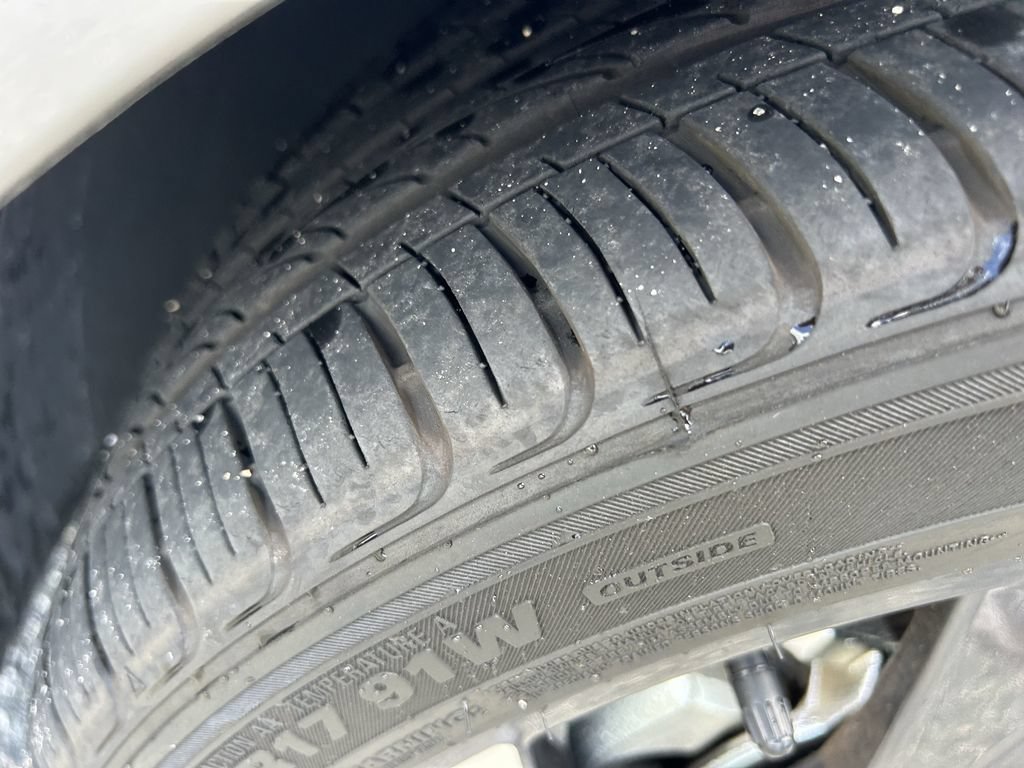 Certified 2025 Hyundai Elantra Sport FWD image 37