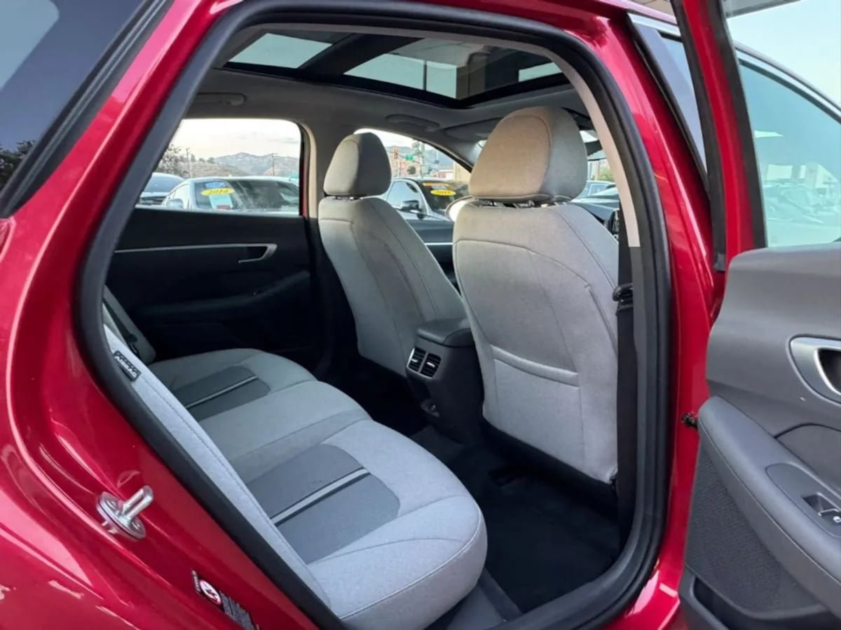 Used 2020 Hyundai Sonata SEL w/ Convenience + Sunroof Package FWD image 19