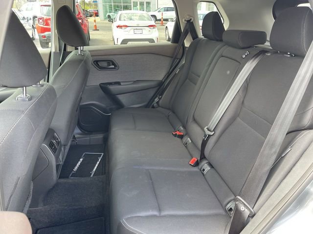 Used 2023 Nissan Rogue S image 21