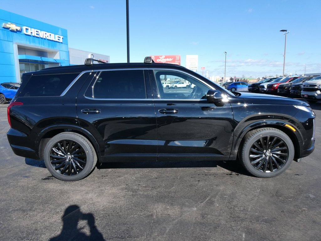 Used 2024 Hyundai Palisade Calligraphy image 4