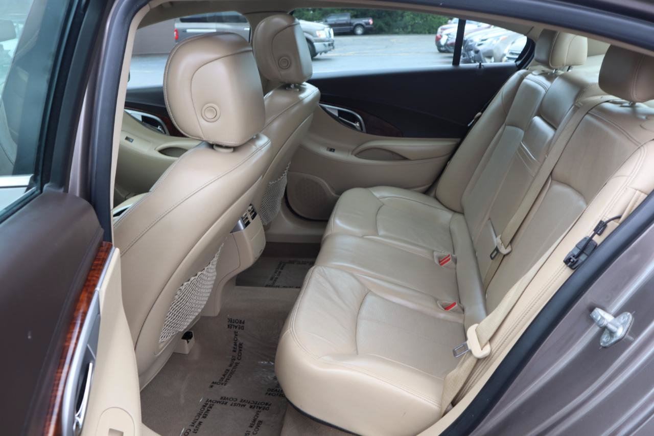 Used 2010 Buick LaCrosse CXL w/ Luxury Package AWD/4WD image 14
