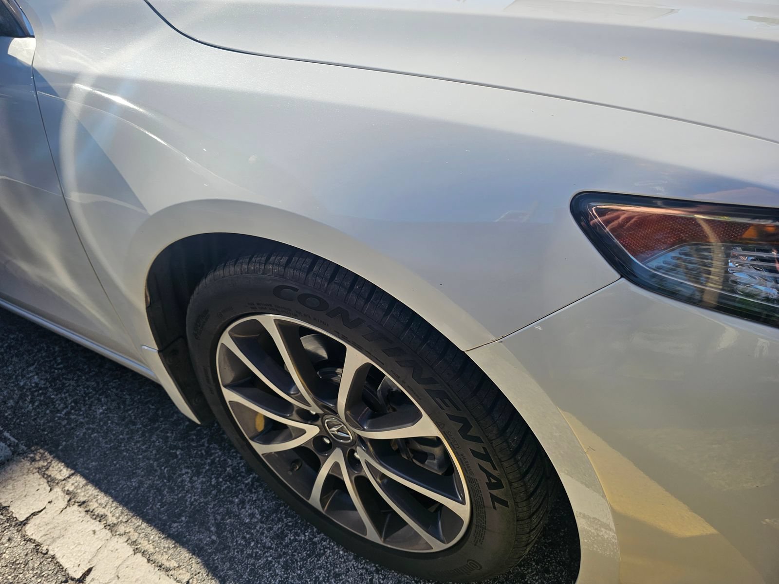 Used 2017 Acura TLX w/ Technology Package FWD image 6