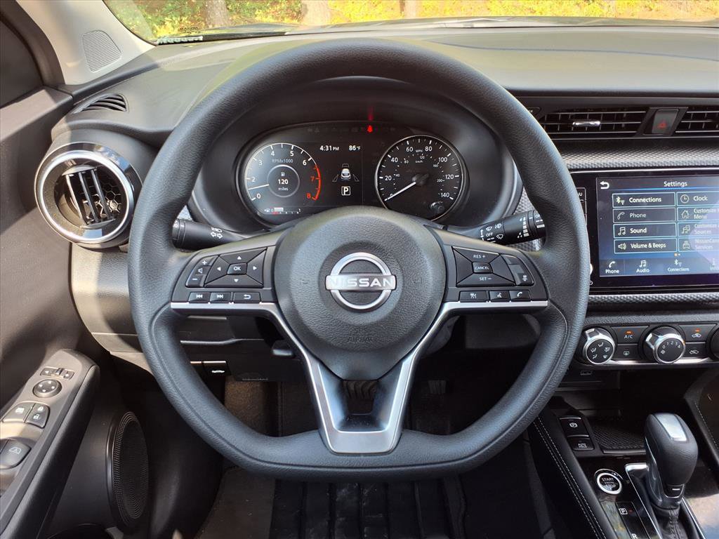 Certified 2024 Nissan Kicks SV image 14