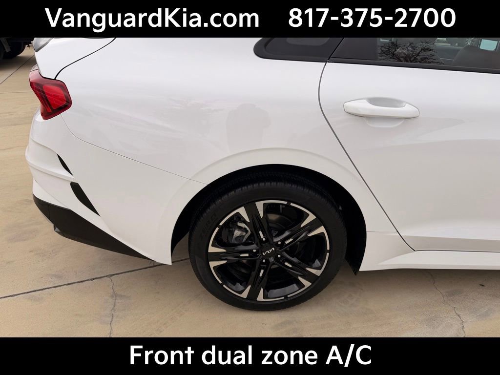 Used 2024 Kia K5 GT-Line w/ GT-Line Premium Package image 10