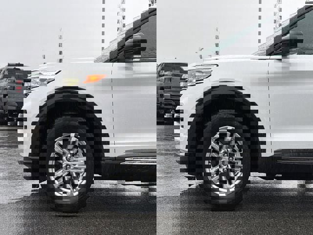 Used 2021 Ford Explorer XLT image 9