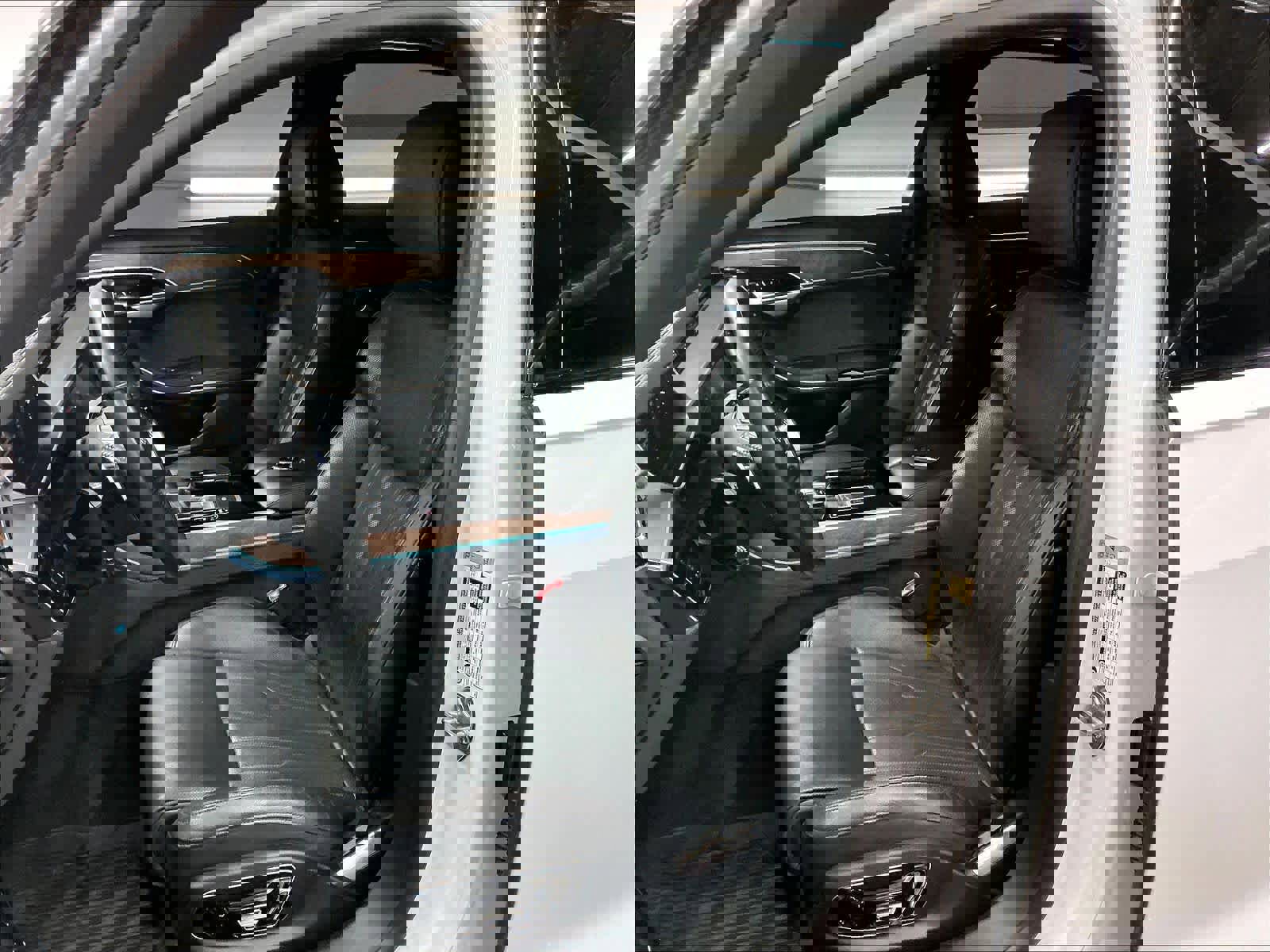 Used 2021 Audi A8 L 3.0T w/ Executive Plus Package image 27