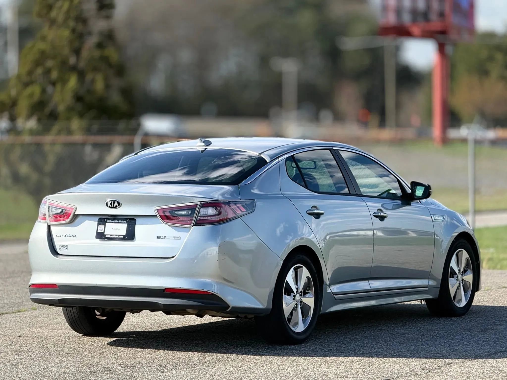 Used 2015 Kia Optima EX image 9