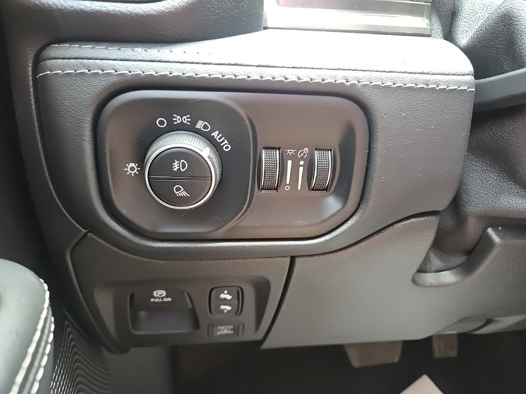 Used 2021 RAM 1500 Limited image 64