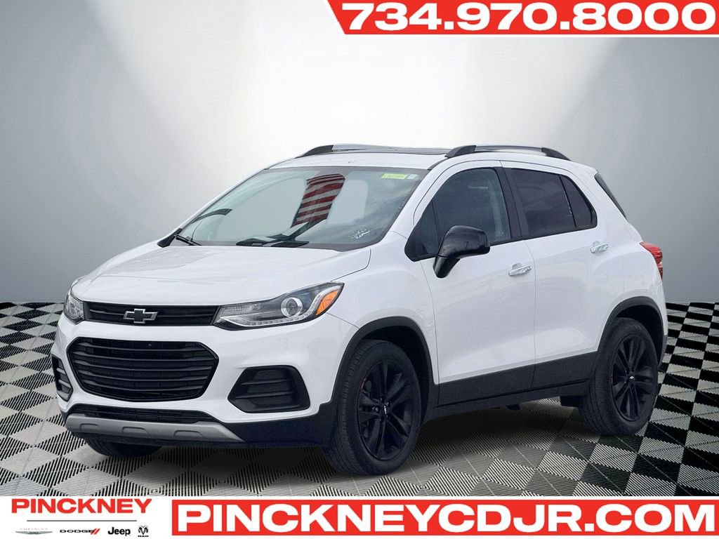 Used 2019 Chevrolet Trax LT w/ Sun & Sound Package FWD image 1