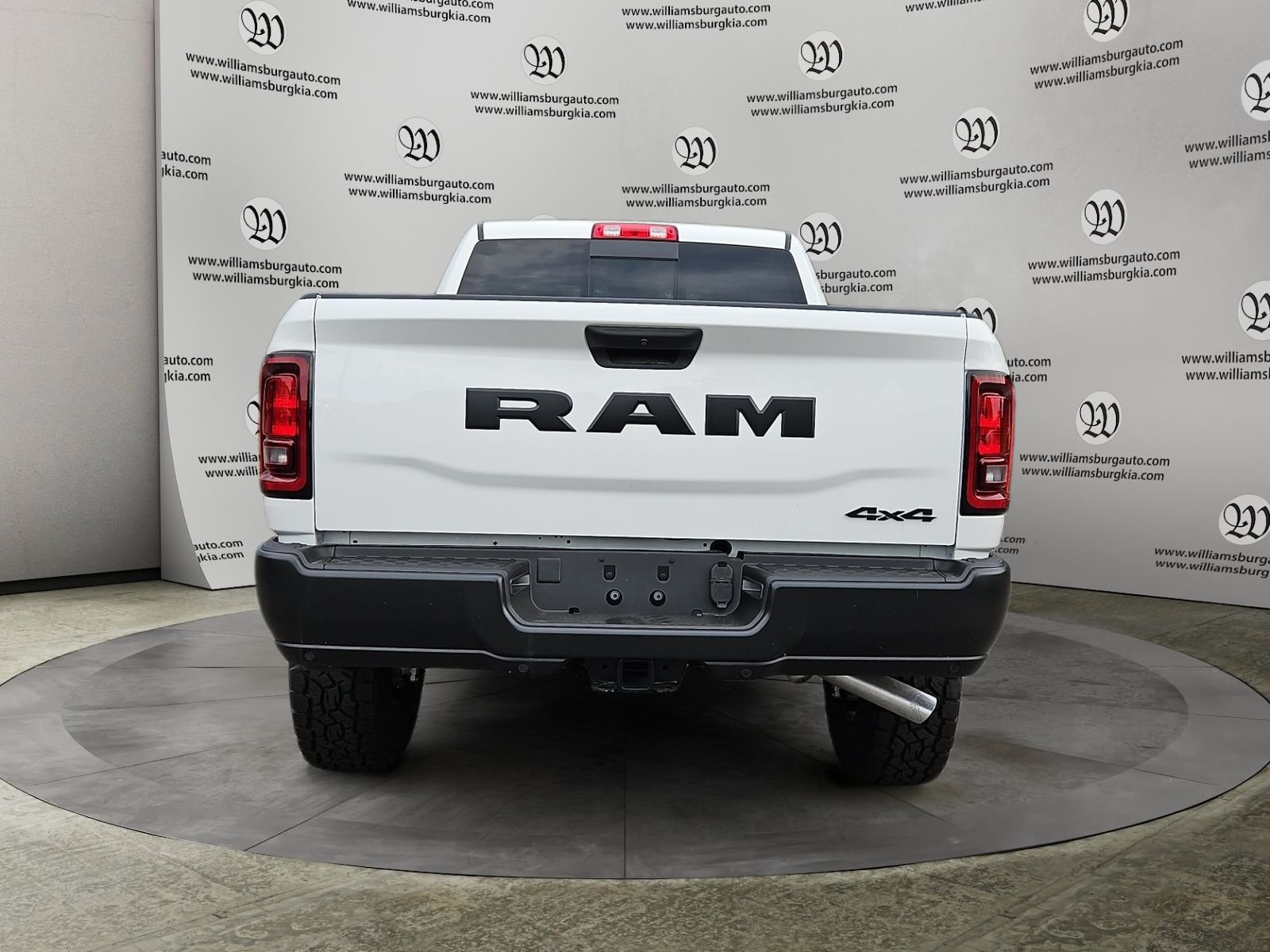 New 2026 RAM 2500 Tradesman AWD/4WD image 4