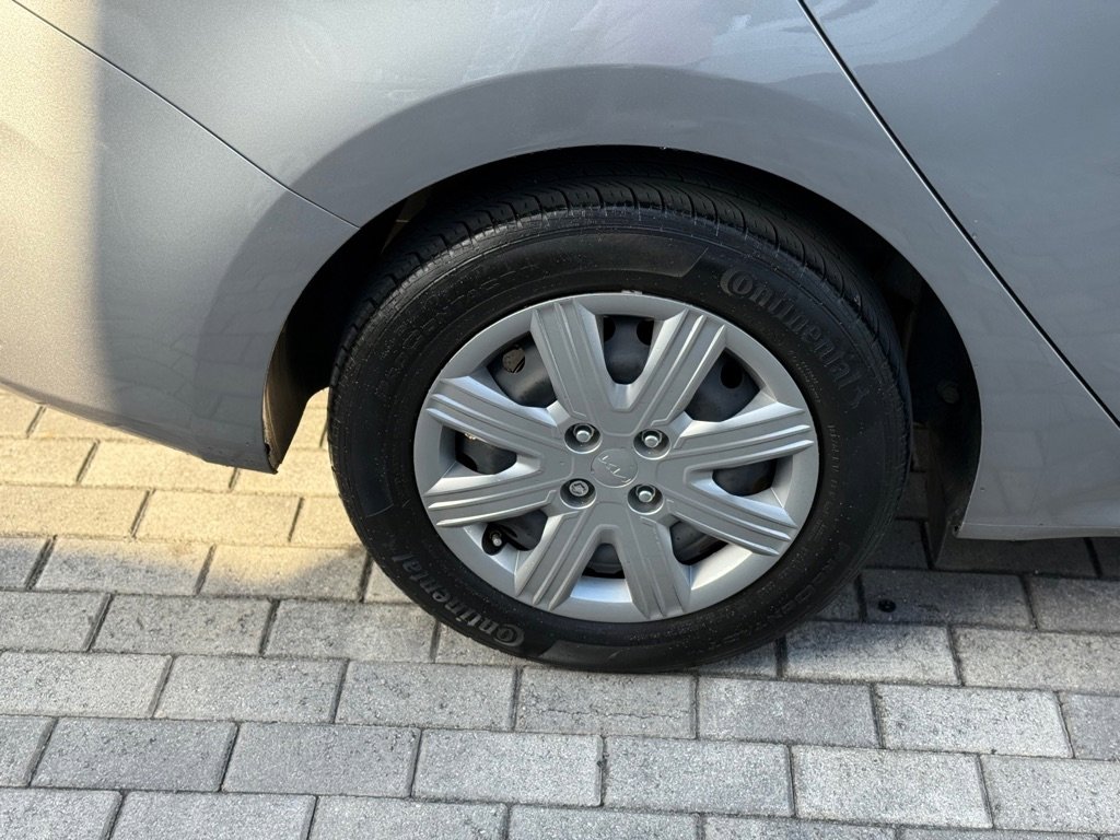 Used 2023 Kia Rio S image 26