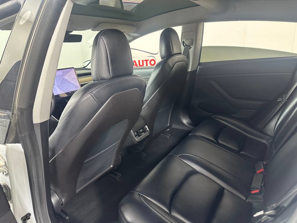 Used 2020 Tesla Model 3 Long Range AWD/4WD image 22