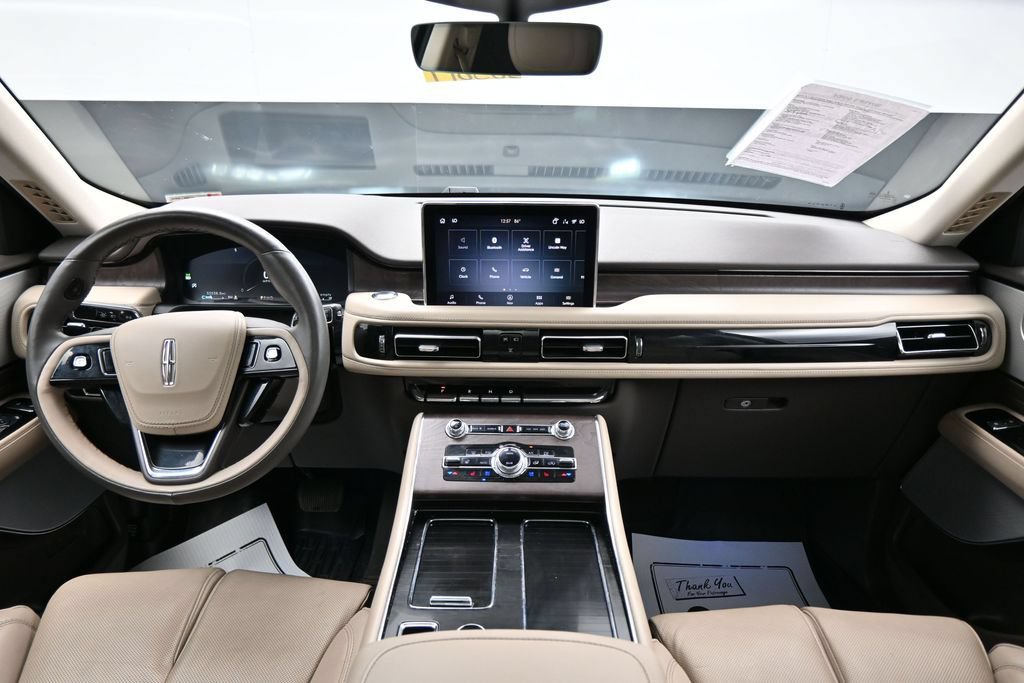 Used 2023 Lincoln Aviator Reserve w/ Equipment Group 201A RWD image 15
