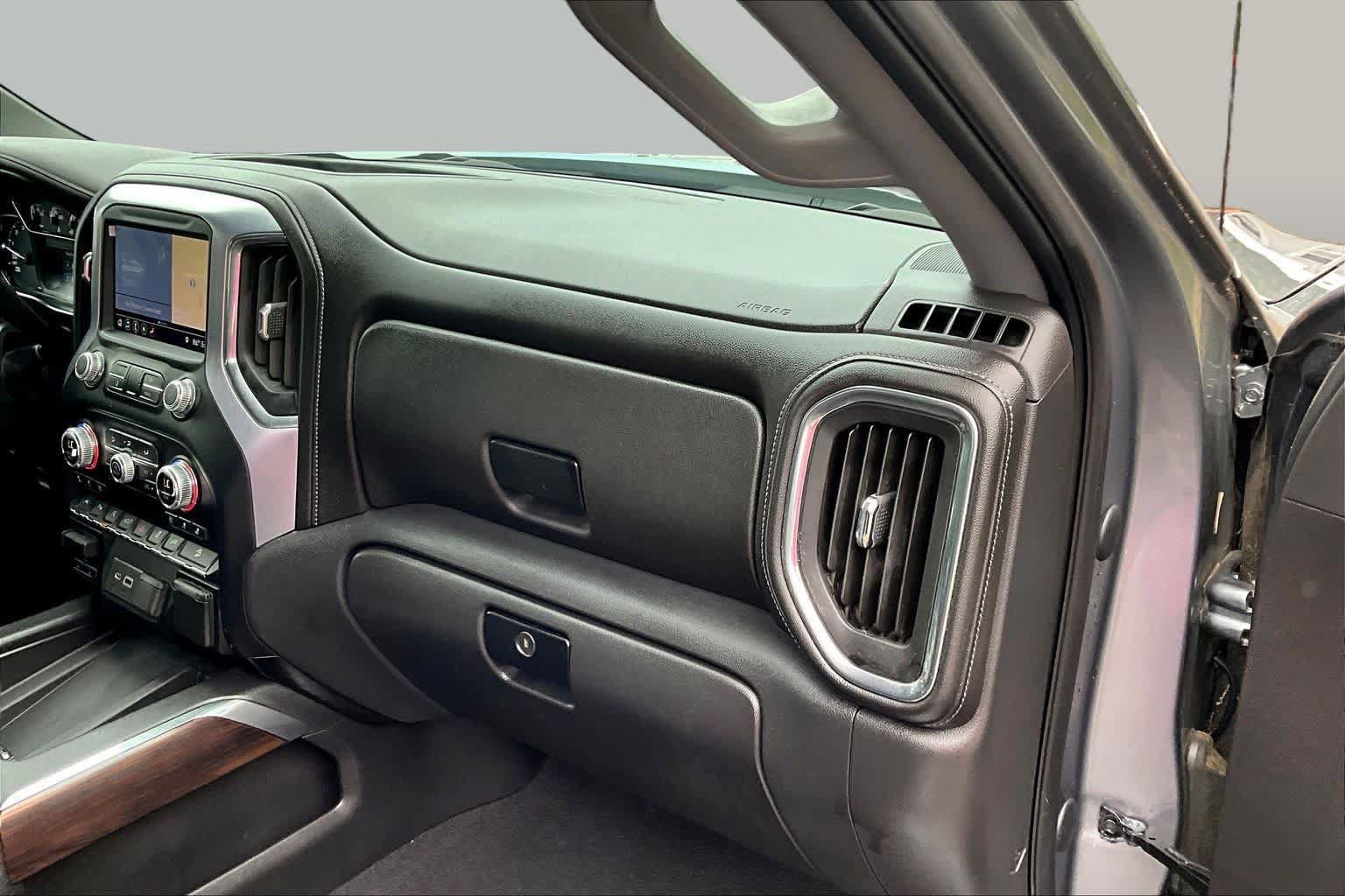 Used 2019 GMC Sierra 1500 SLT w/ SLT Premium Plus Package AWD/4WD image 19