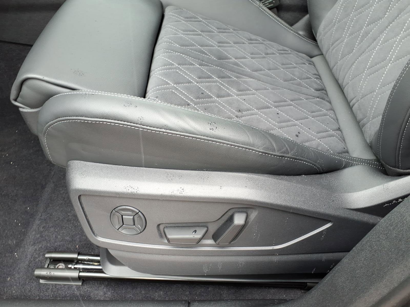 New 2025 Audi SQ5 Premium Plus image 13