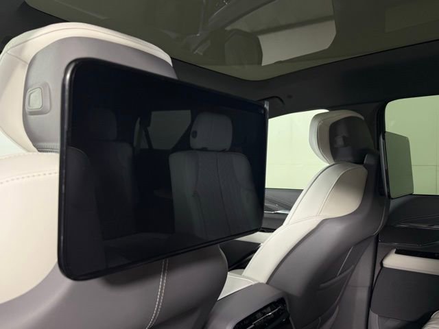 New 2026 Cadillac Escalade IQL Sport 1 w/ LPO, Floor Liner Package image 27