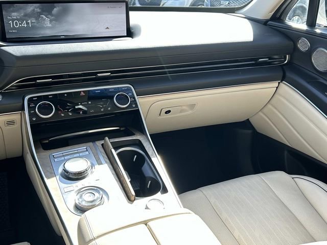 Used 2023 Genesis GV80 2.5T w/ Prestige 20" Package image 30